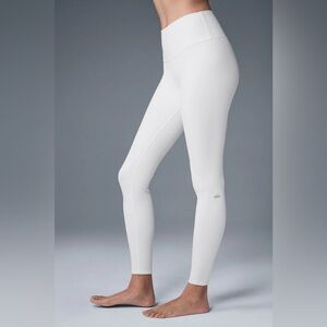 ALO Yoga Airbrush Leggings - White